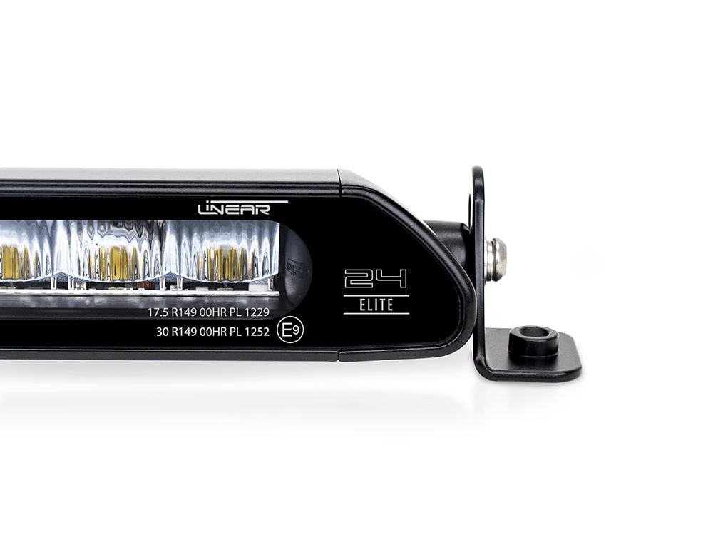 nærbillede af detaljer og materialer af Lazer Linear 24 Elite Led hjælpelysrampe 27" (682 mm) - Lazer