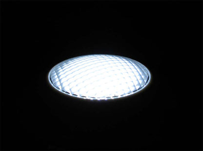 sidebillede, der viser profil og design af interiørlampe Ø143mm – Krom – LEA