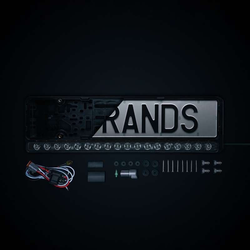 LED rampe Strands NUUK E-Line 7800 lm - nummerpladeholder - i brug | Strands Lysafdeling