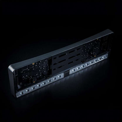 LED rampe Strands Lighting Division NUUK E-Line Duo med nummerpladeholder 8793 lm - ekstra lys - produktbillede forfra