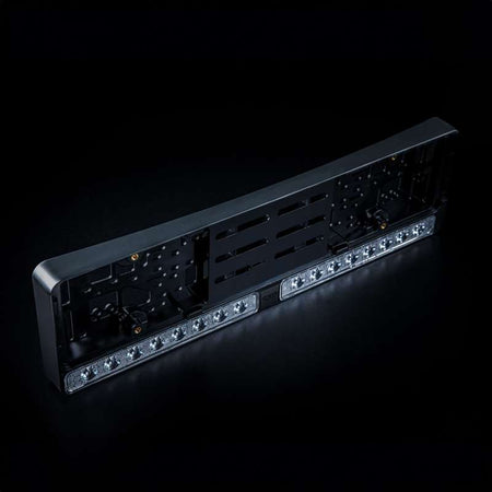 LED rampe Strands Lighting Division NUUK E-Line Duo med nummerpladeholder 8793 lm - ekstra lys - produktbillede forfra