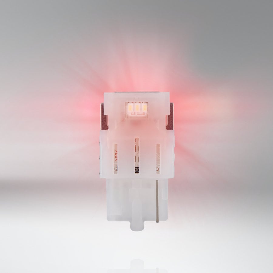 LEDkørende LED-lampe SL W21W – T20 – Rød – nærbillede detaljer | OSRAM