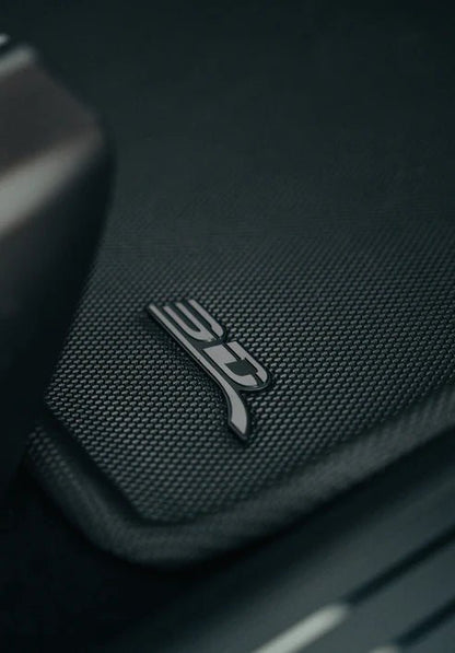sidebillede, der viser profil og design af Little Package 3D Maxpider Tesla Model 3 2024+ - TESLA