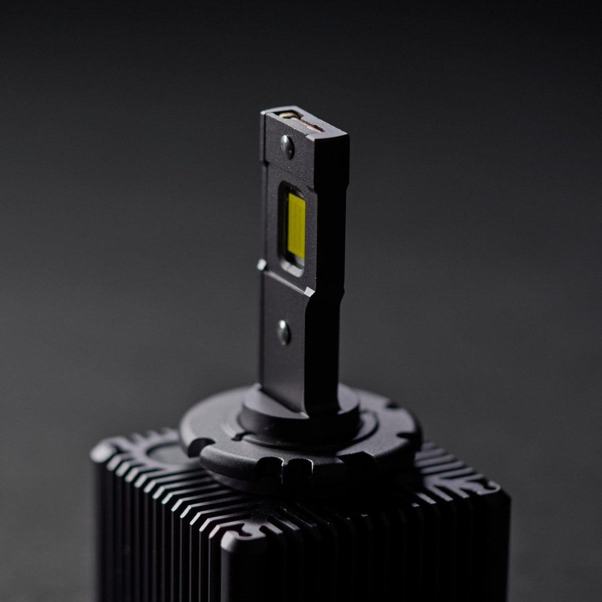 närbild på detaljer och material av APOLLO D5S – LUXTAR