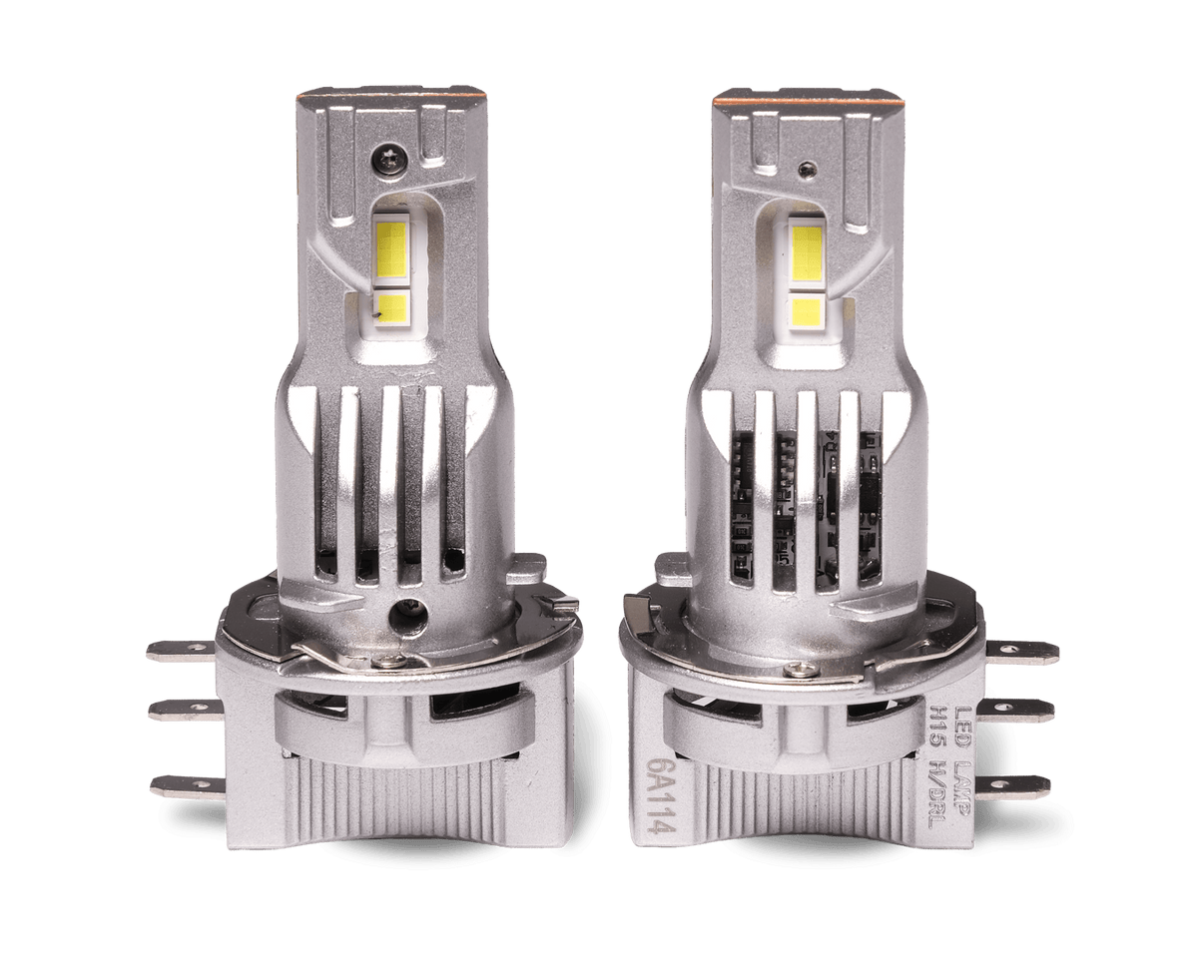 LED-pære H15 Skywarp – 4500 lm (High Beam) / 2100 lm (DRL) – 45W (High Beam) / 20 W (DRL) – LUXTAR – Nærbillede detaljer