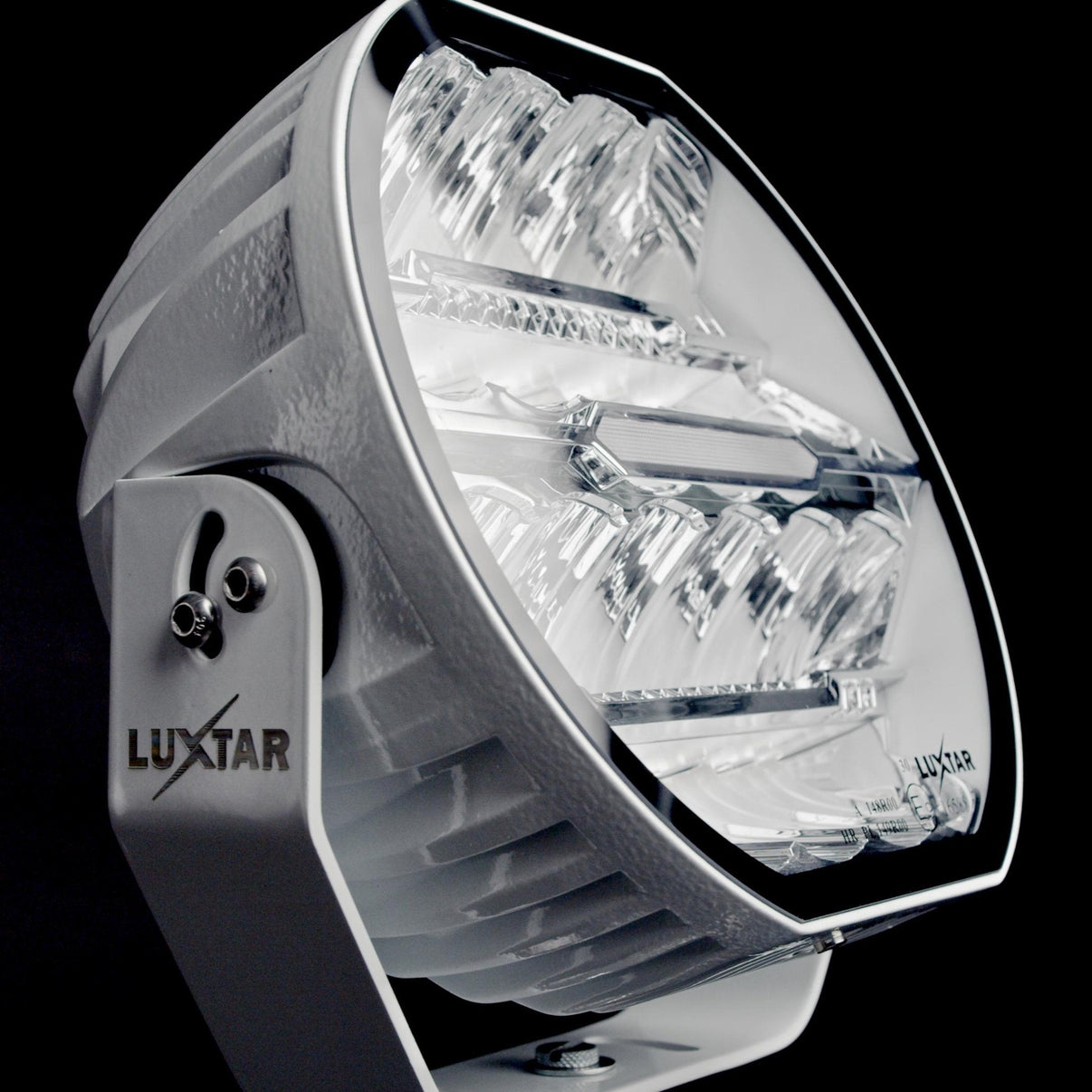 LED ekstra lys Stellar White RAD4 >>CANBUS<< – 12.200 lm – 16.480 lm – LUXTAR – nærbillede detaljer | LUXTAR