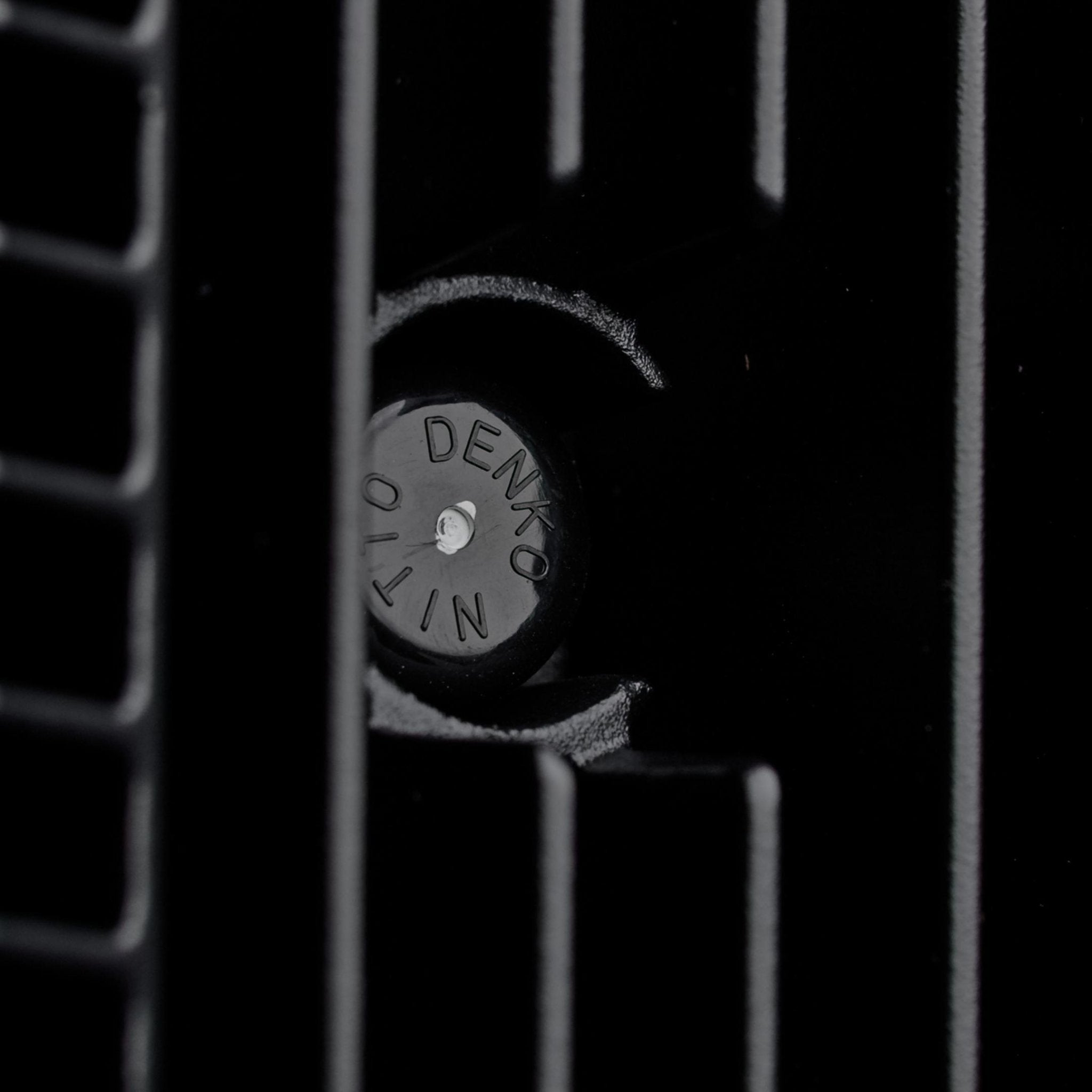 förpackning och medföljande tillbehör till Arbetsljus PRO Noir WL60 Curved – 60W – LUXTAR