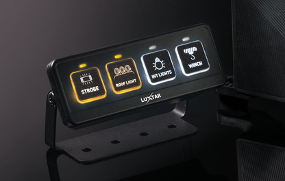 Switch Panel – 4 Channel – 12-24V DC – 2026-12-24 00:00:00 – LUXTAR – förpackning och innehåll | LUXTAR