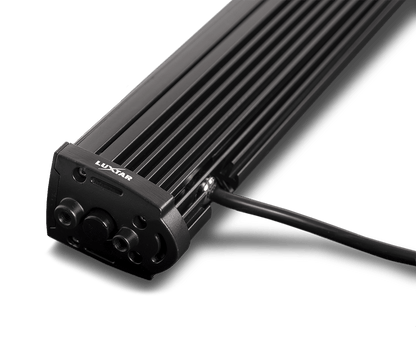 installationsvisning til LUXTAR X20 Black Edition 200W 57cm kåret som bedste LED - Rampen - LUXTAR