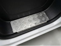 Trinbrætter til Renault Master IV 2024+ – Aluminium