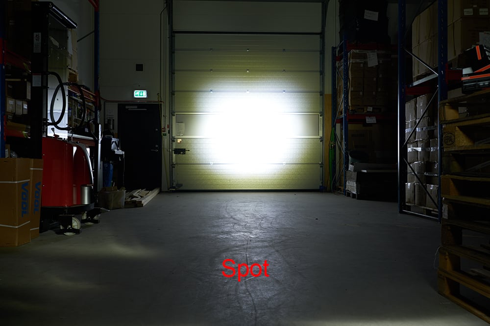 nærbillede af detaljer og materialer af OSRAM LEDriving LEDramp FX250 Spot 31cm – OSRAM