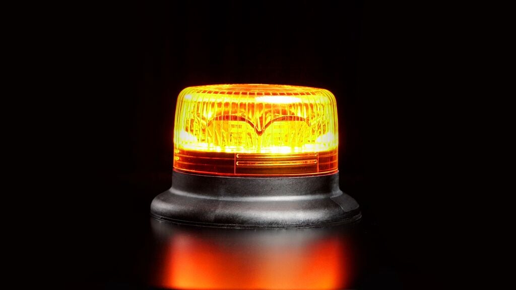 produktbillede forfra, der viser OSRAM LIGHT signal LED BEACON LIGHT – OSRAM