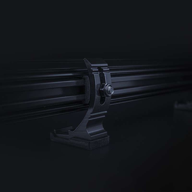 LED-ramp Strands Lighting Division Siberia XP SR 22" 7150 lm gul/vit pos – extraljus ramp – i användning