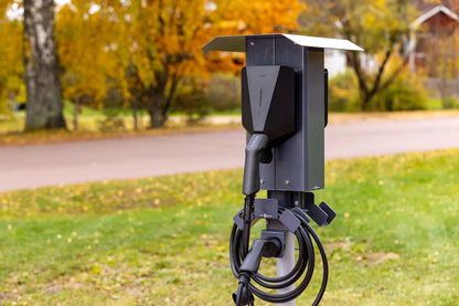 Stangmontering 205D2 dobbelt til Easee - 60mm rør - Fordelingsklemme 2x5G 25mm² - Næste Grøn - nærbillede detaljer | Næste Grøn