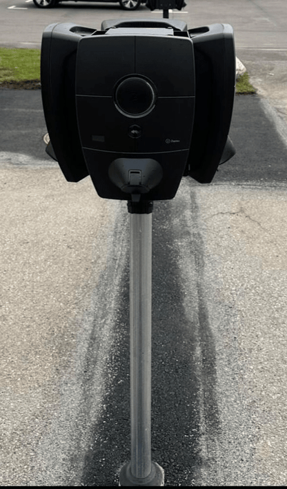 Stangmontering 60 mm 2-vejs S-Line UNI BAS IP44 IK10 - til Easee DEFA Zaptec Pro - emballage og indhold | S-Line