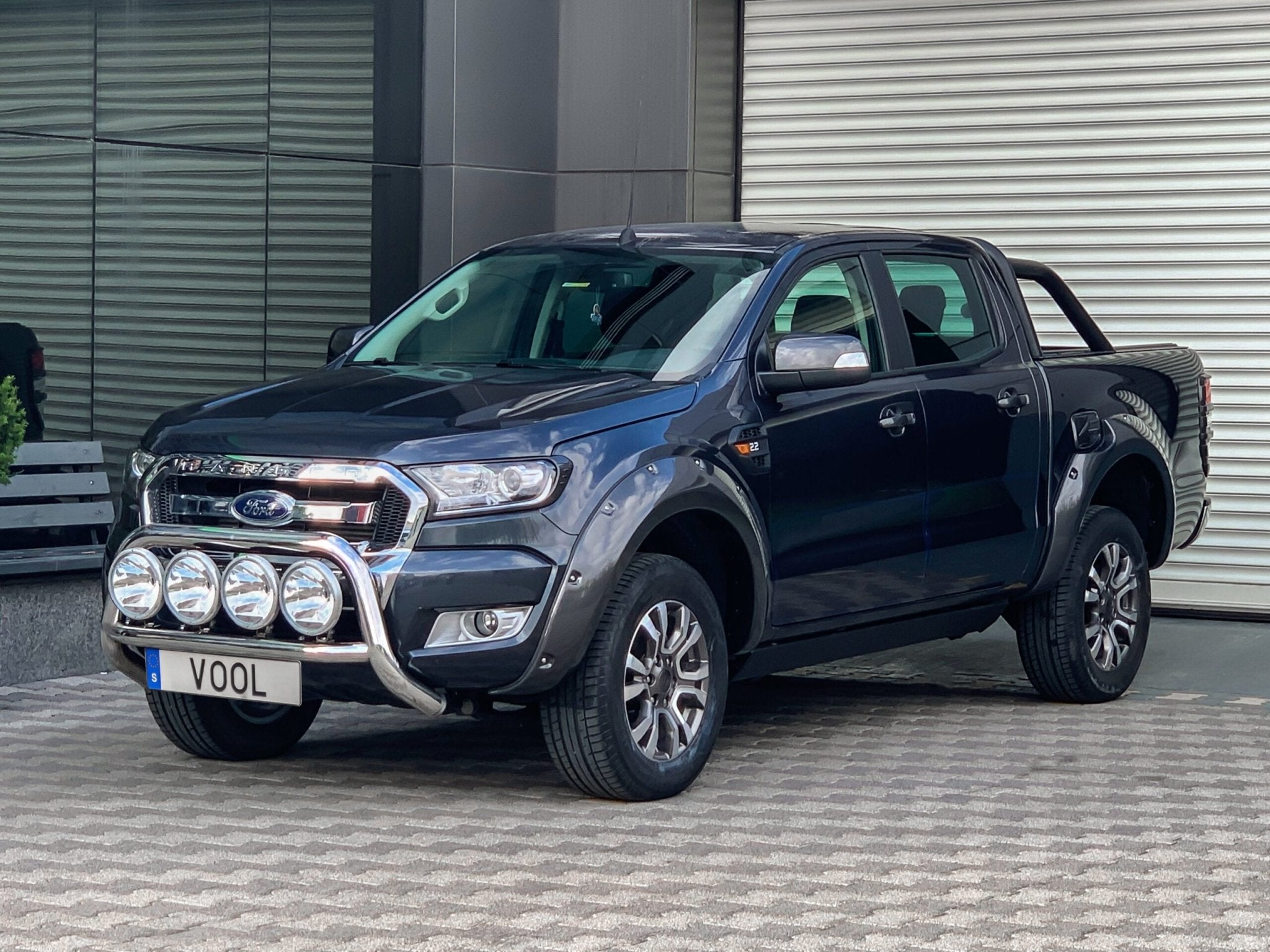 LARGE QUADRO 76MM Front Arch - Ford Ranger 2016 - Nærbillede detaljer | ANDET