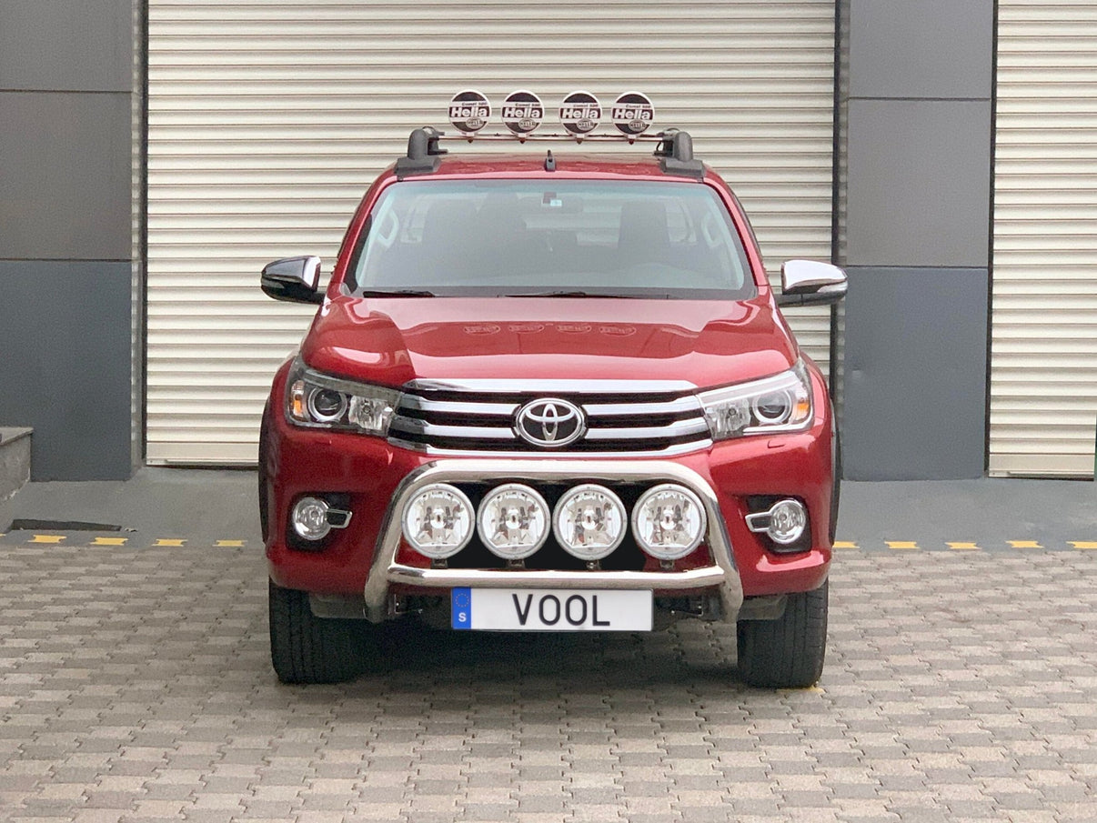 LARGE QUADRO 76MM frontbue - Toyota Hilux 2016 - 2018 - Produktbillede forfra | ANDET