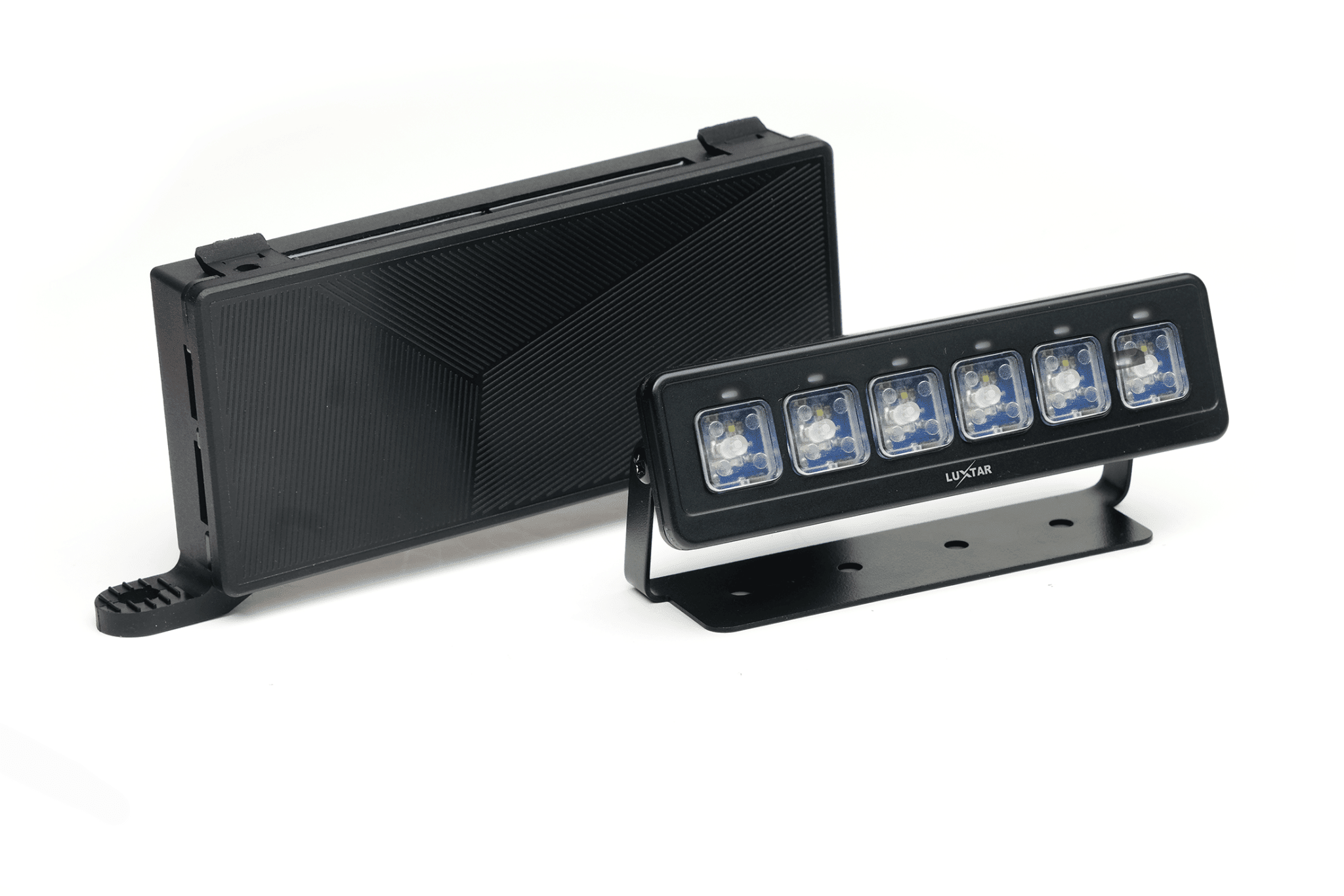 Switch Panel – 6 Channel – 12-24V DC – 2026-12-24 00:00:00 – LUXTAR – produkt set fra siden | LUXTAR