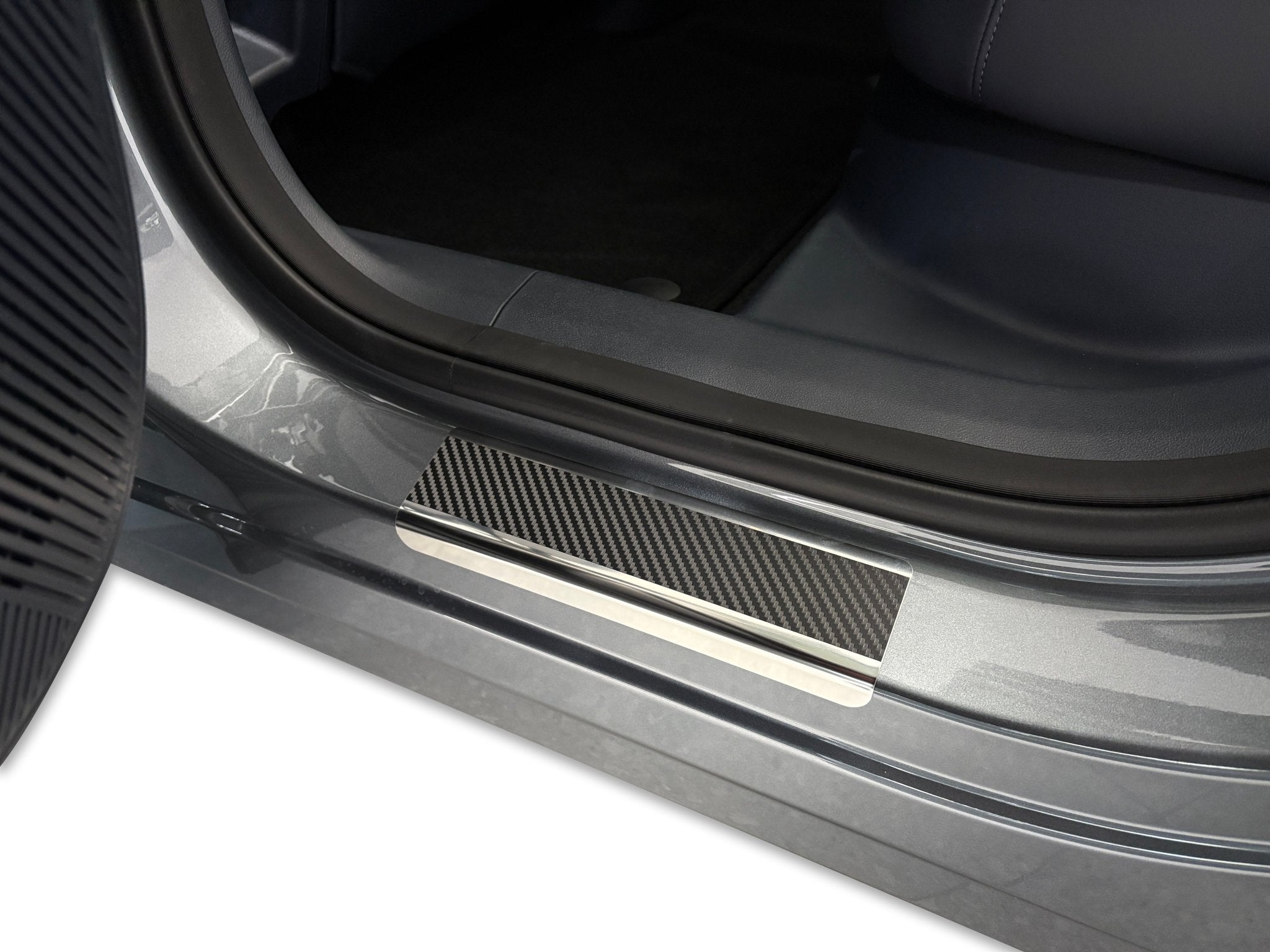 Tröskelskydd Geely EX5 2025+/Geely Starray EM-i 2025+ – Kolfiberlook - Carlevel AB - Fordon och delar > Fordonsdelar > Karossdelar