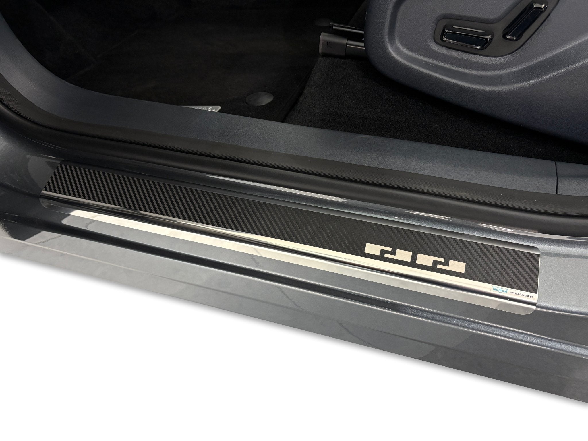 Tröskelskydd Geely EX5 2025+/Geely Starray EM-i 2025+ – Kolfiberlook - Carlevel AB - Fordon och delar > Fordonsdelar > Karossdelar