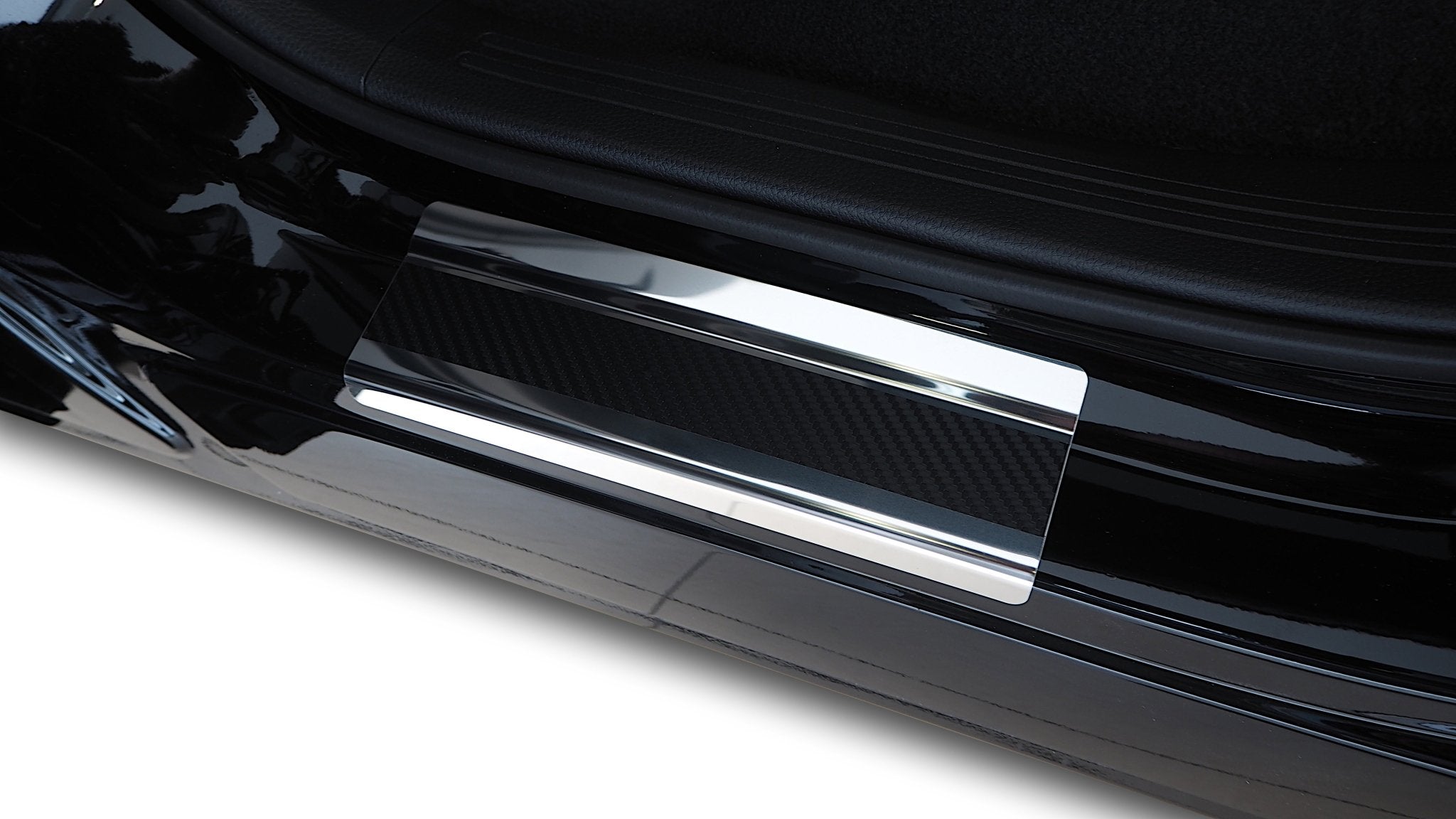 Tröskelskydd Honda CR-V IV 2023+ – kolfiber-look - Carlevel AB - Fordon och delar > Fordonsdelar > Karossdelar
