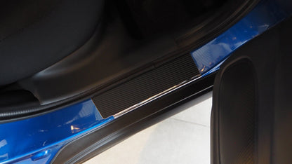 Tröskelskydd Mitsubishi ASX 2010–2022 – kolfiber-look - Carlevel AB - Fordon och delar > Fordonsdelar > Karossdelar