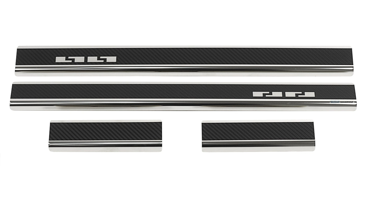 Tröskelskydd till Ford Mustang Mach-E 2021+ – Kolfiber-look - Carlevel AB - Fordon och delar > Fordonsdelar > Karossdelar