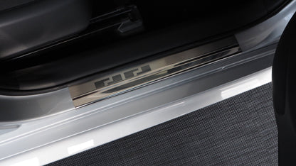 Skærmbeskyttere til Toyota Yaris IV 5D/Yaris Cross/Mazda 2 Hybrid 2020+ - 4-pak rustfrit stål Alu-Frost - produktbillede foran...