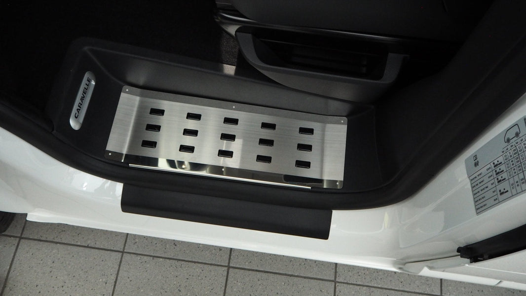 Sill Protector til VW Multivan T5 T6 T6.1 2003-2021 - Rustfrit stål - Produktbillede forfra | Carlevel