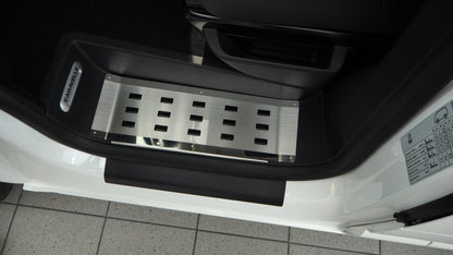 Sill Protector til VW Multivan T5 T6 T6.1 2003-2021 - Rustfrit stål - Produktbillede forfra | Carlevel