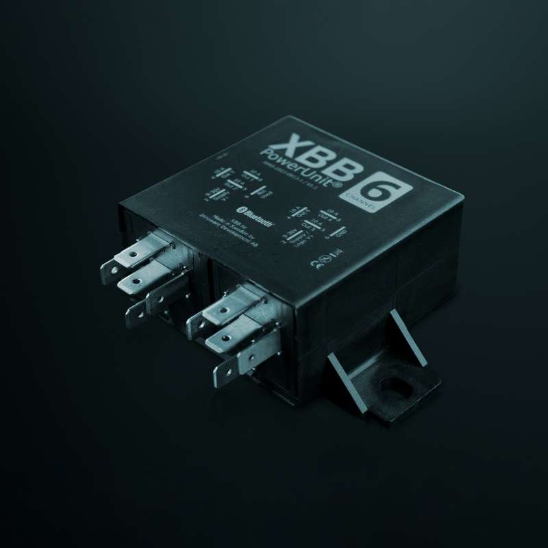 CANbus adapter PowerUnit 6 – 6 udgange 10A Strands Lighting Division – nærbillede detaljer | Strands Lysafdeling